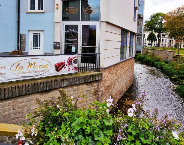 Außenansicht Kaffeehaus La Mocca